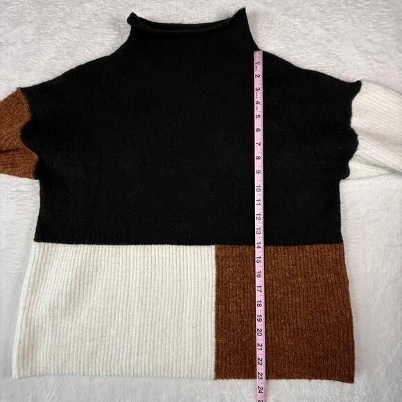 Entro Black, Brown and White Color Block Sweater Size Medium - Picture 6 of 6